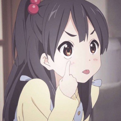 男童被锁车内近两年